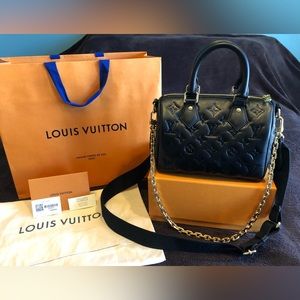 Lambskin Embossed Monogram Speedy 22 Bandouliere Black